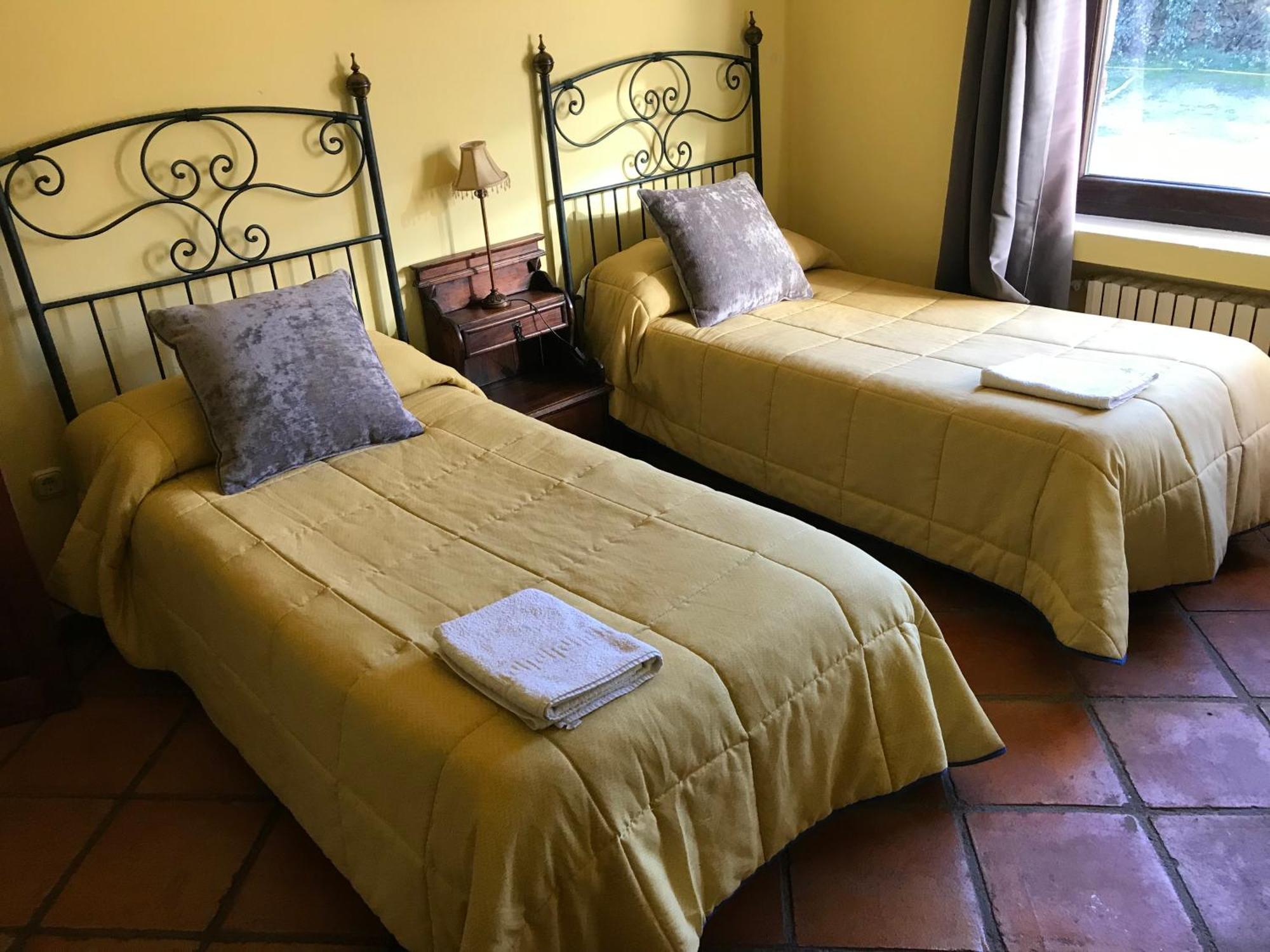 Casa Rural Los Robles 阿塞沃 外观 照片