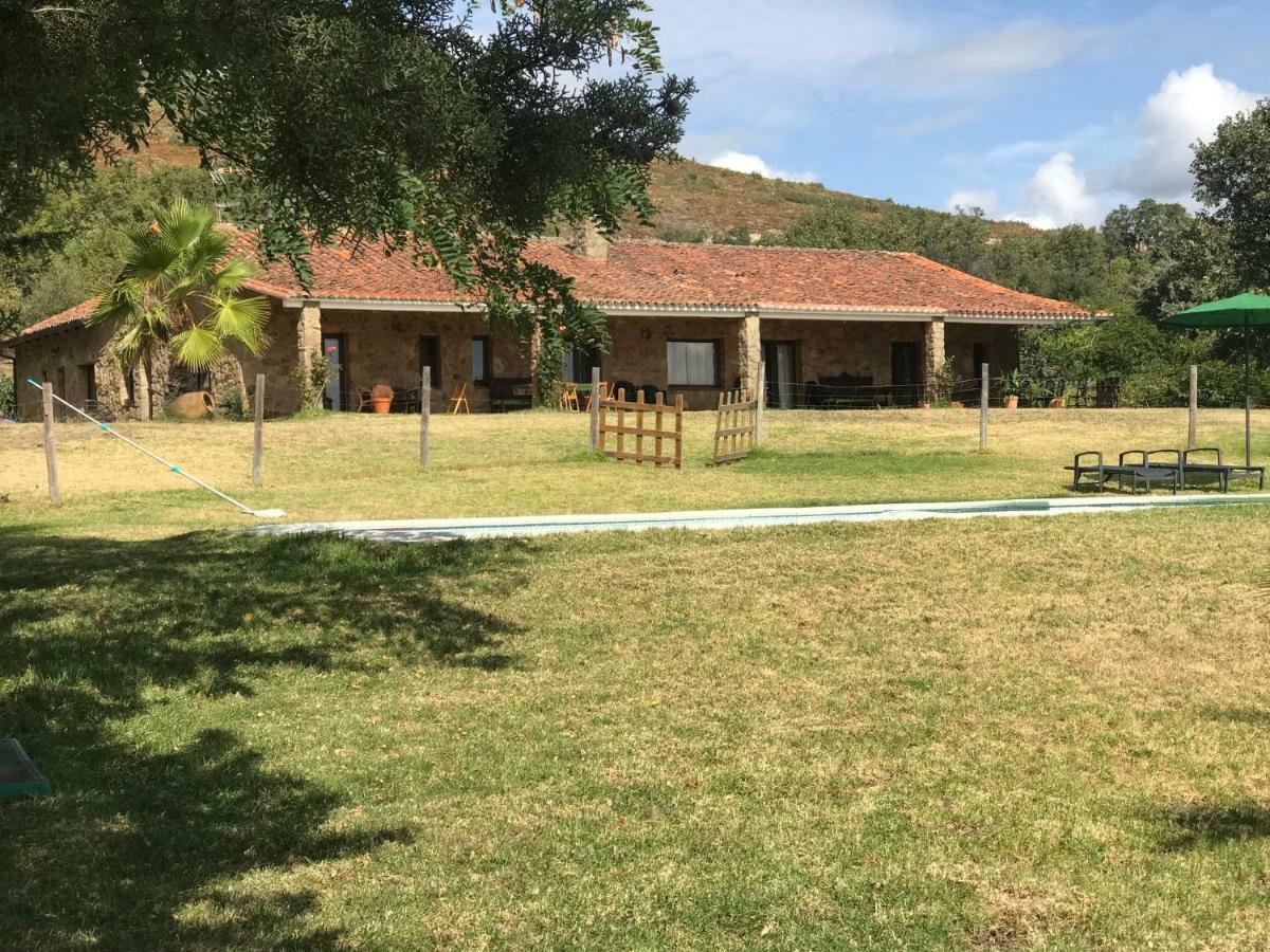 Casa Rural Los Robles 阿塞沃 外观 照片